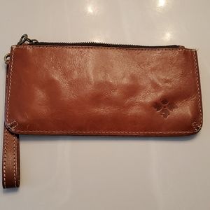Patricia Nash wristlet